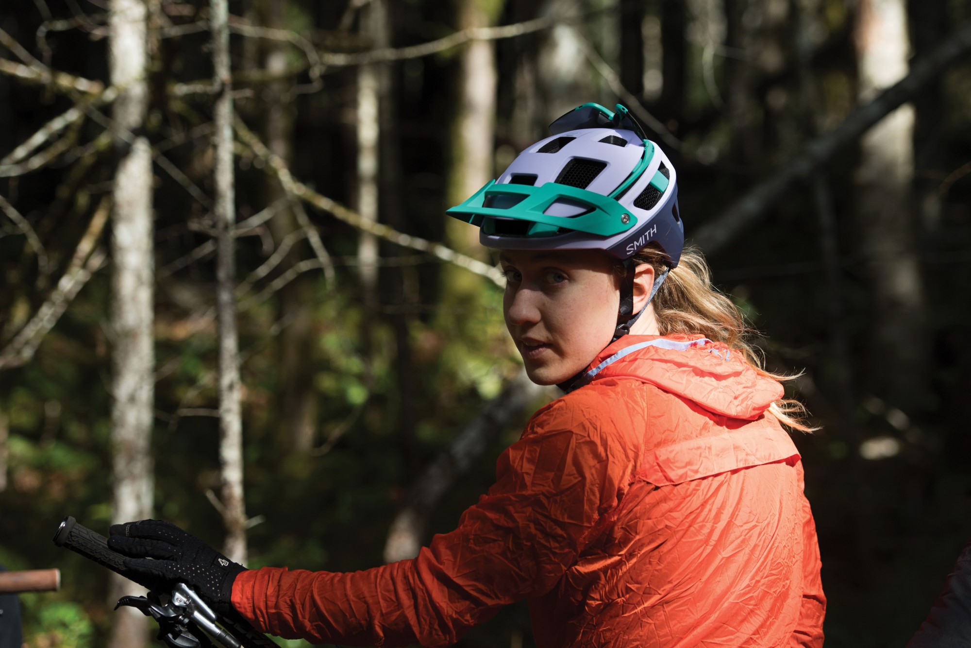 KASK SMITH FOREFRONT 2 MATTE MIDNIGHT NAVY SAGEBUSH MTB