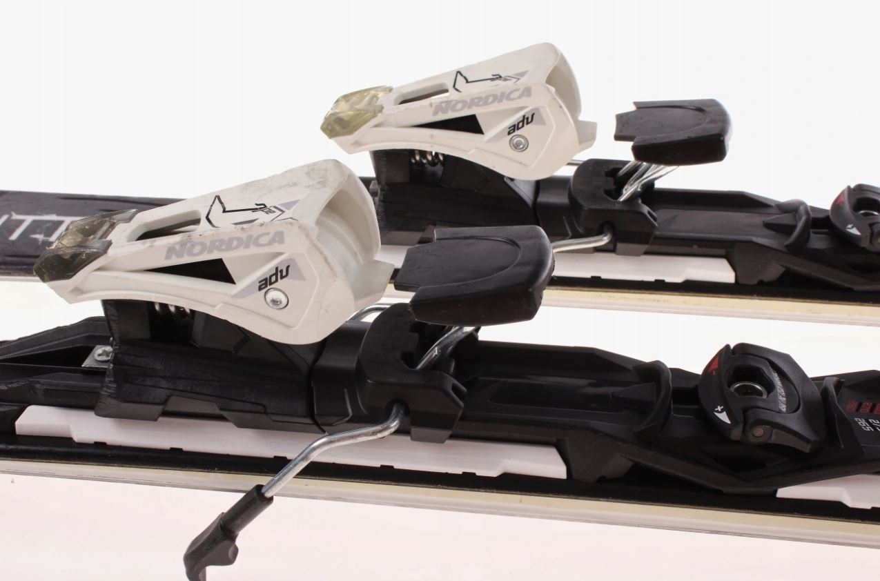NARTY NORDICA SENTRA S4 144CM + WIĄZANIA NORDICA ADV 10 UŻYWANE