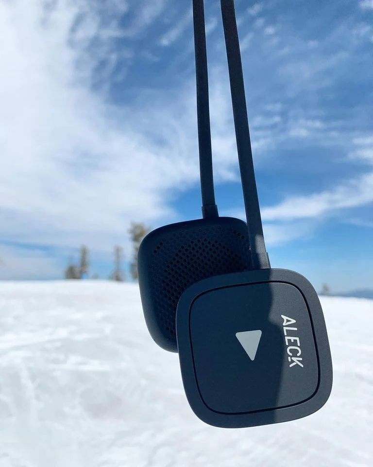 AKCESORIA SMITH X ALECK WIRED 006 AUDIO & COMMUNICATION KIT SŁUCHAWKI DO KASKU OUTDOOR TECH PRZEWODOWE
