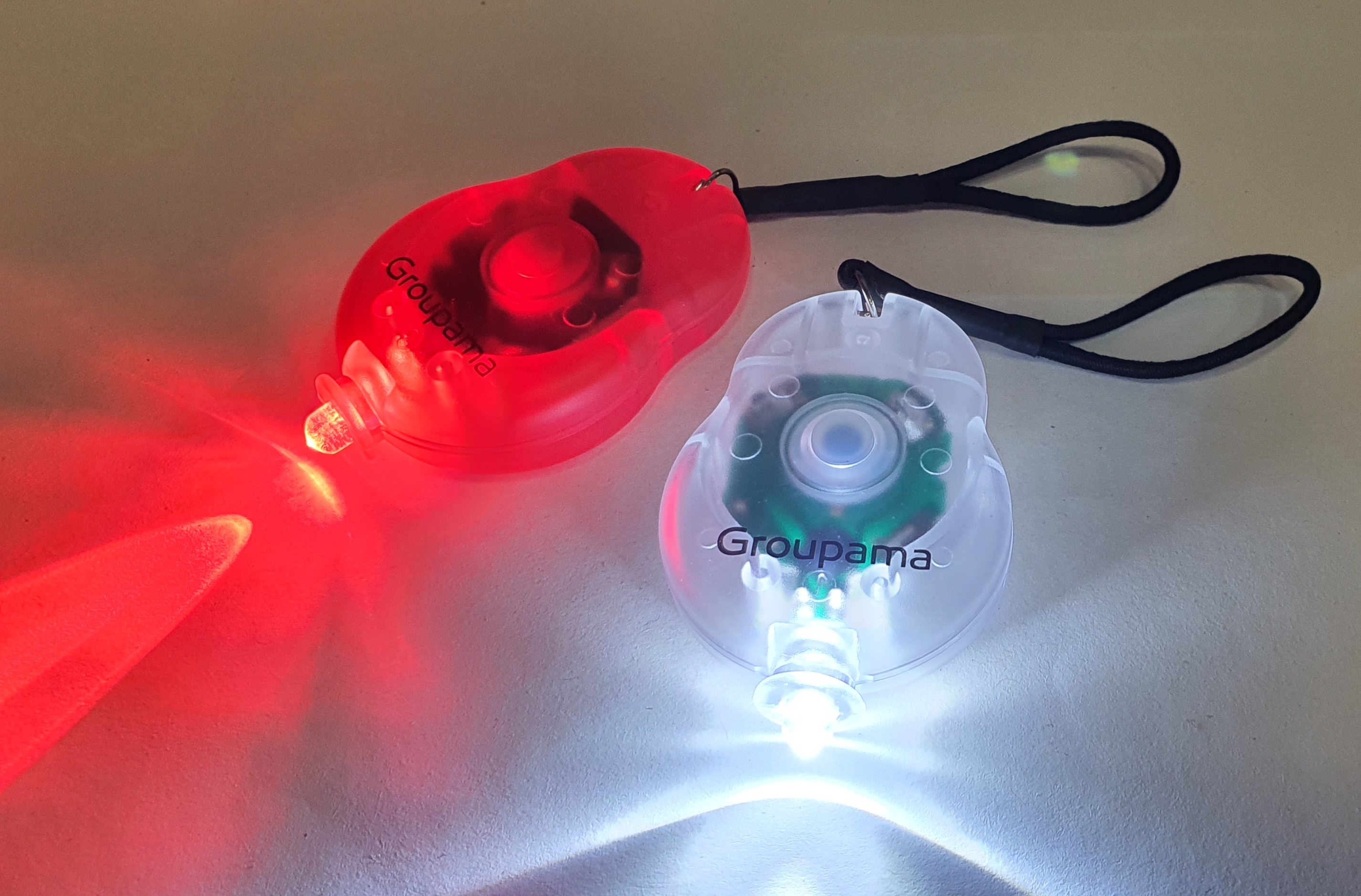 OŚWIETLENIE LAMPKA ROWEROWA / NA ROLKI / PLECAK / TOREBKA ZESTAW 2SZT