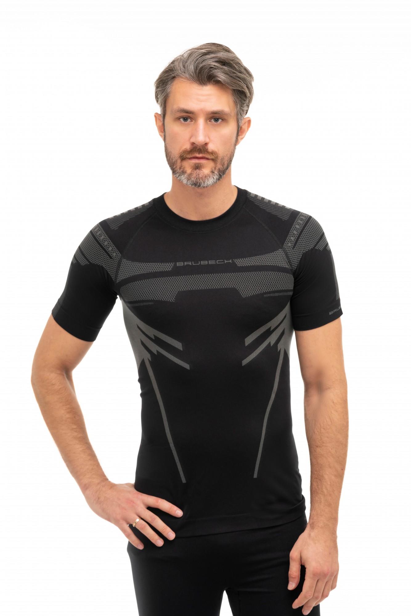KOSZULKA TERMOAKTYWNA MĘSKA Z KRÓTKIM RĘKAWEM BRUBECK DRY SS13700 GRAFIT CZARNY